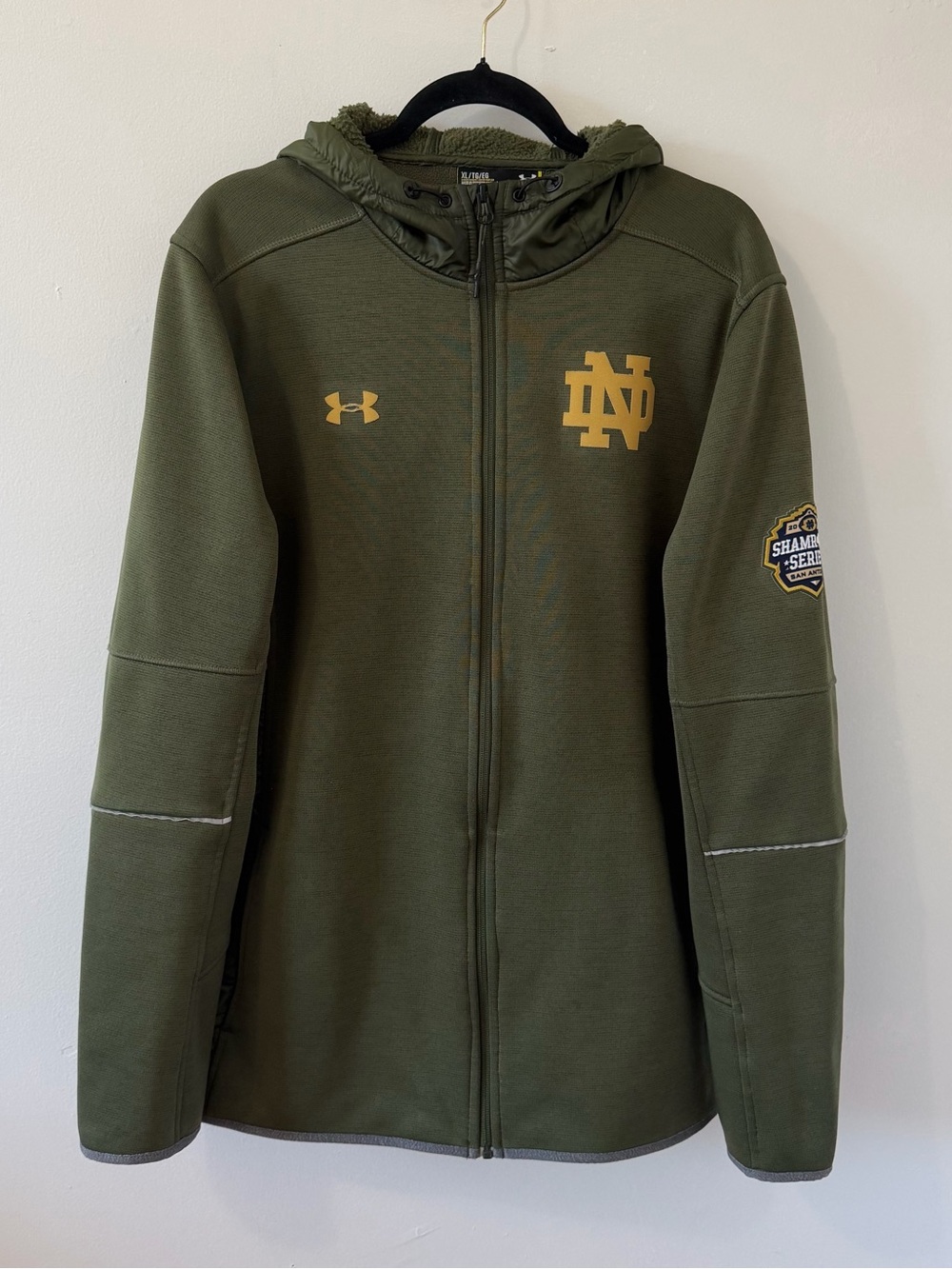 Under Armour Notre Dame Fighting Irish Shamrock Series 2016 Hoodie Size XL